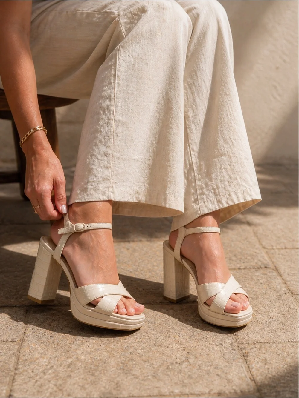 Arezzo Croc Embossed Platform Block Heel Sandals Nude US 9